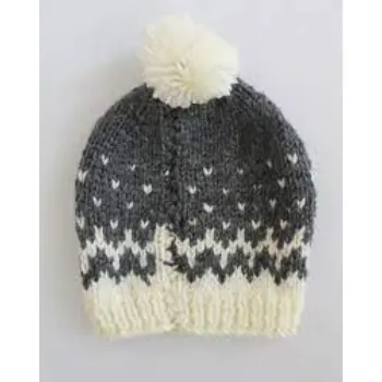 knitted grey hat 